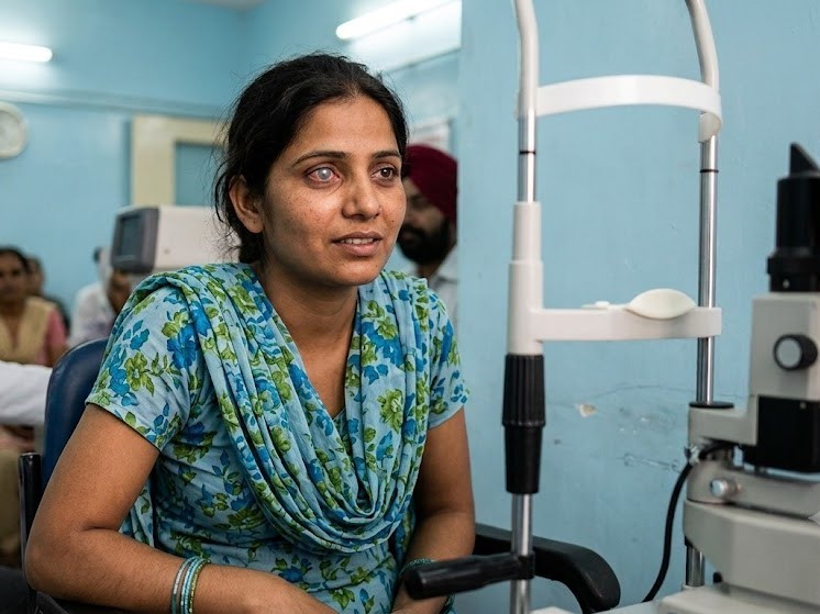 bansal-eye-hospital-glaucoma-eye-surgery-yamunanagar